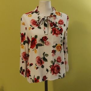 Romantic floral billowy blouse